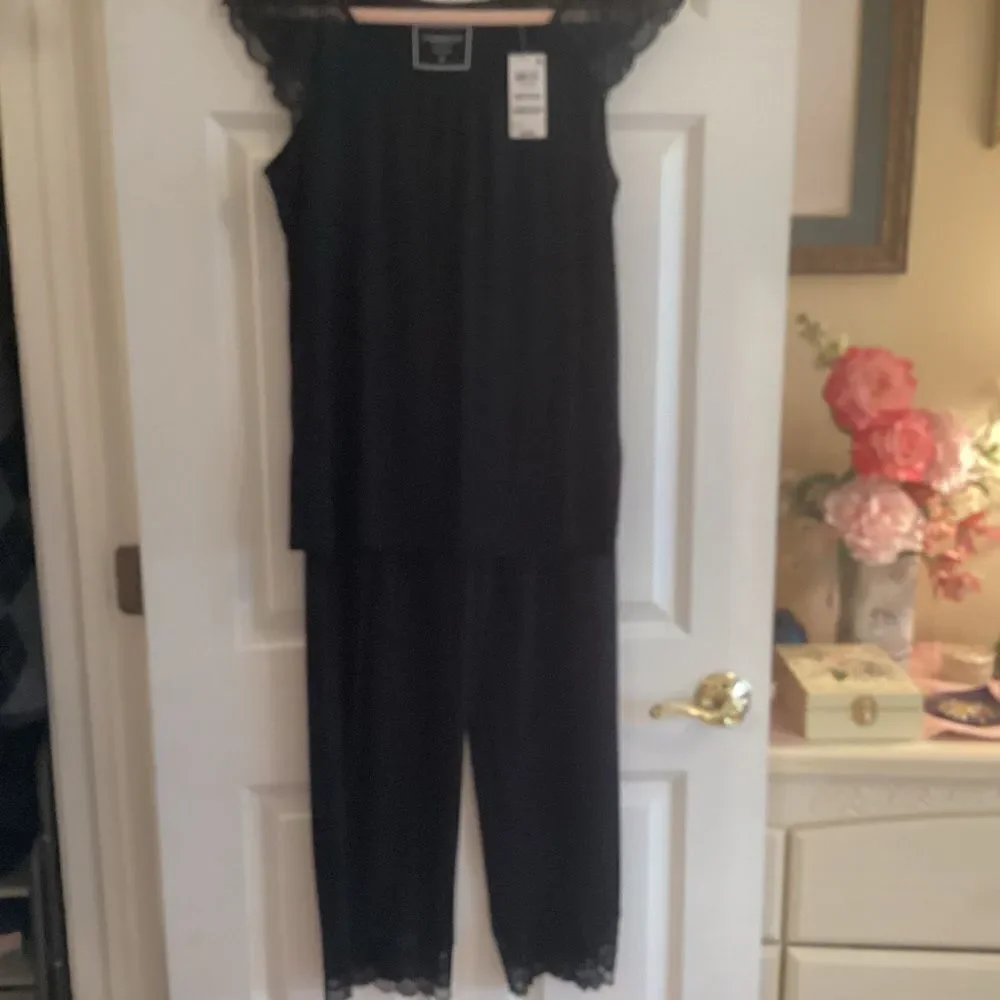 NWT. Charter Club/Macy’s Brand Women’s 2 PC PJ Set with Lace Black Sizes: XS, M